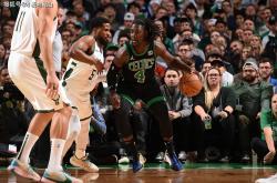 雄鹿爆发新星，逆转取胜刷新纪录，凯尔特人球队迎来希望！