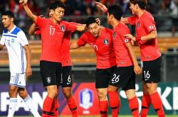 国际足球比赛中中国队表现引人注目