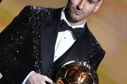 巴塞罗那重返榜首，梅西球助球队获胜